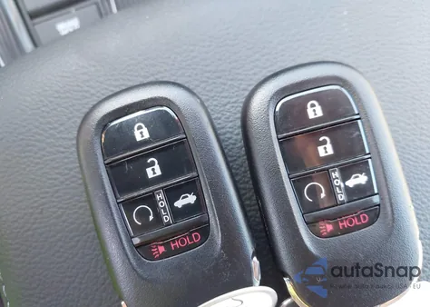 2025 Honda Civic Hybrid Sport/Sport Touring from USA, damaged, VIN 2HGFE4F8XSH334830